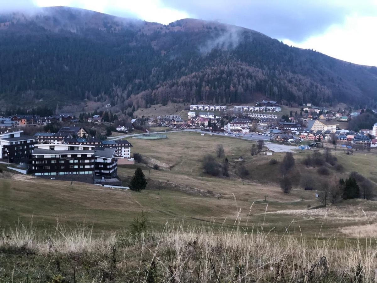 Utulny Apartman Triangel 50M Od Lyziarskeho Vleku Zahradky 多纳瓦利 外观 照片